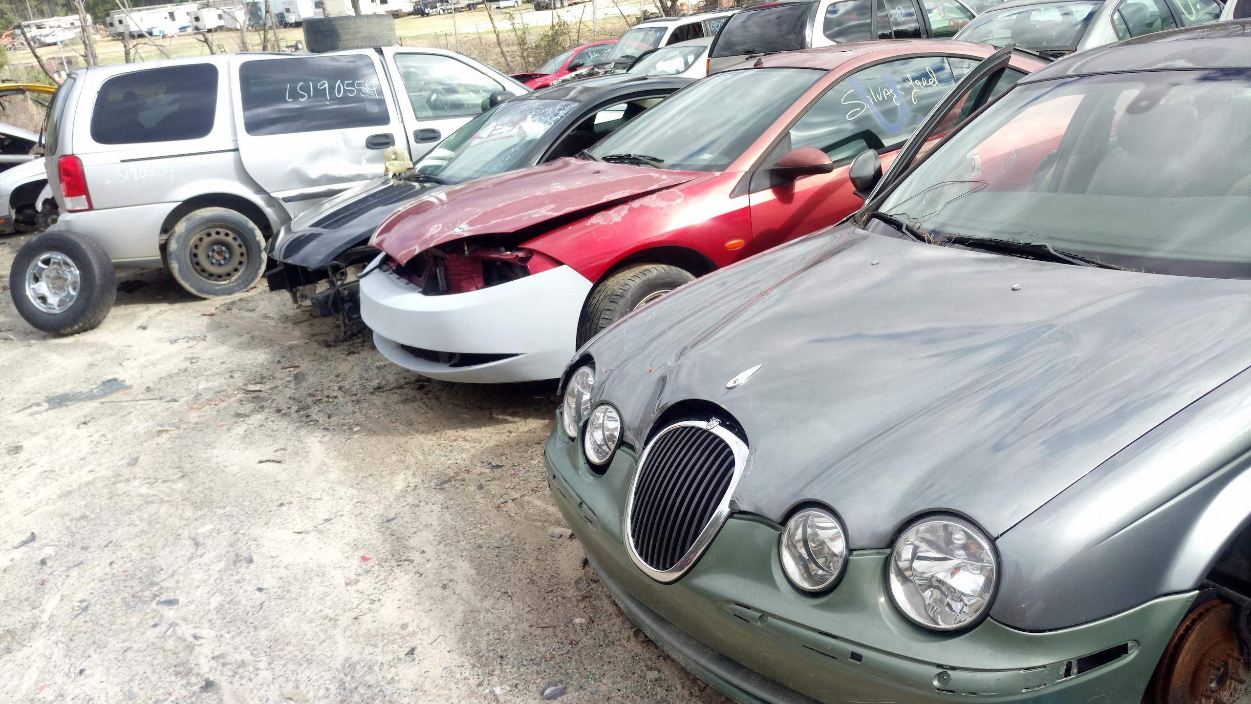 Sell You Junk Car Today. #1 Rated junk car services | NO HIDDEN FEES residential sell you junk car today